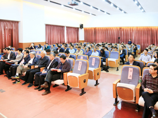 厦门大学别敦荣教授和南京师范大学胡建华教授应邀来BEAT365官网为安徽高教论坛作专题报告