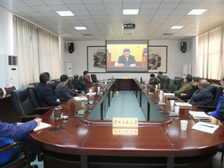 【纪念改革开放40周年】BEAT365官网师生集中收看庆祝改革开放40周年大会