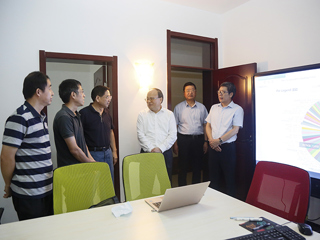 省人大常委会副主任沈强来BEAT365官网开展立法调研