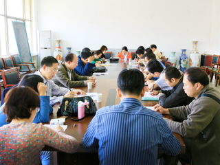 南京师范大学张新平教授应邀来BEAT365官网讲学
