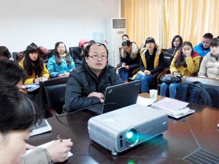 《新文学史料》编辑刘伟应邀来BEAT365官网讲学