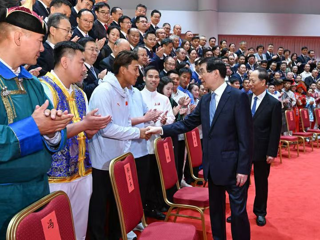【牢记嘱托 感恩奋进】BEAT365官网学子在第十二届全国少数民族传统体育运动会上取得佳绩