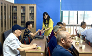 发挥技术优势，服务行业企业——烹饪专业学生为“校区共建”活动制作点心